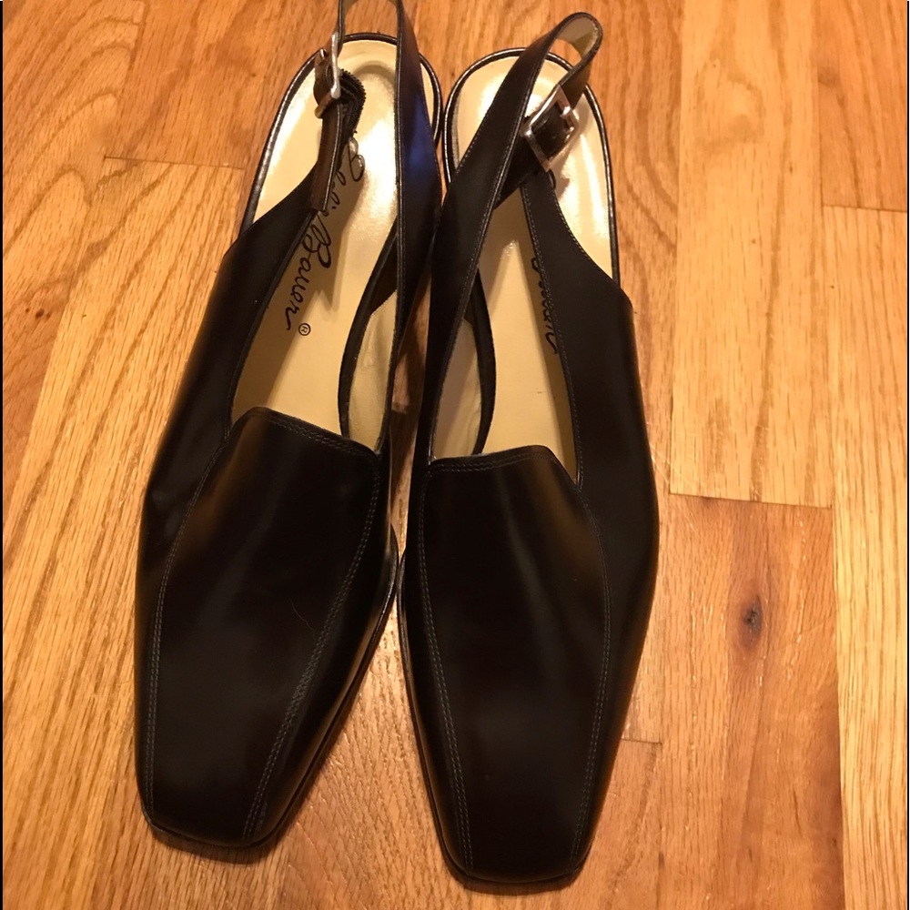 Eddie Bauer black sling back dress shoe size 9
